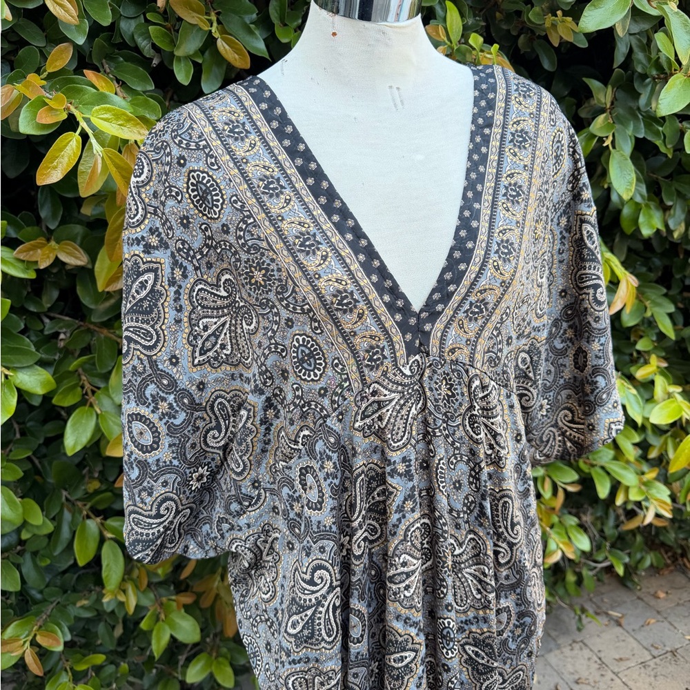 Karma Highway Paisley V-Neck Kaftan Dress - Picture 3 of 4